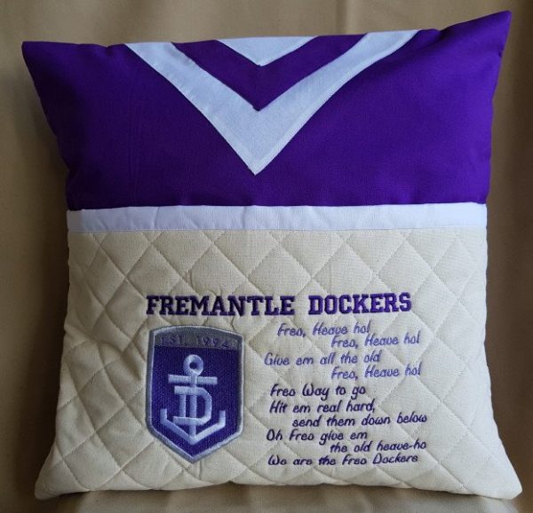 AFL Reading Cushions - Image 21